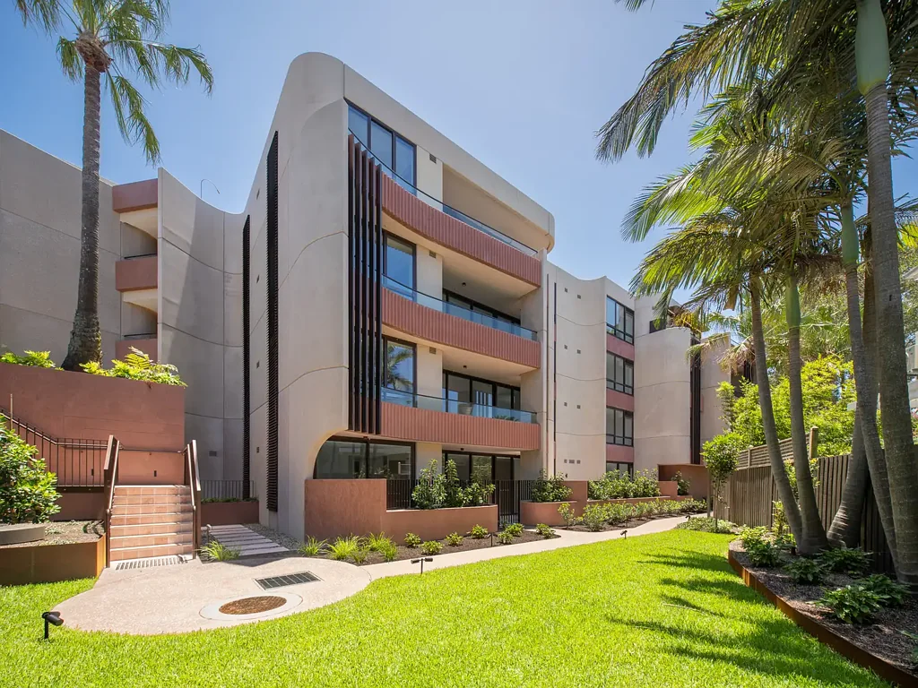 BRAND NEW LUXURY THREE BEDROOM RESIDENCE IN BONDI BEACH
***PET FRIENDLY***