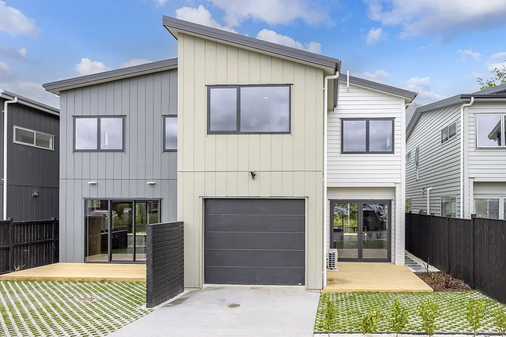 Milldale 4ห้องนอน Modern Double-Storey Home in Thriving Milldale