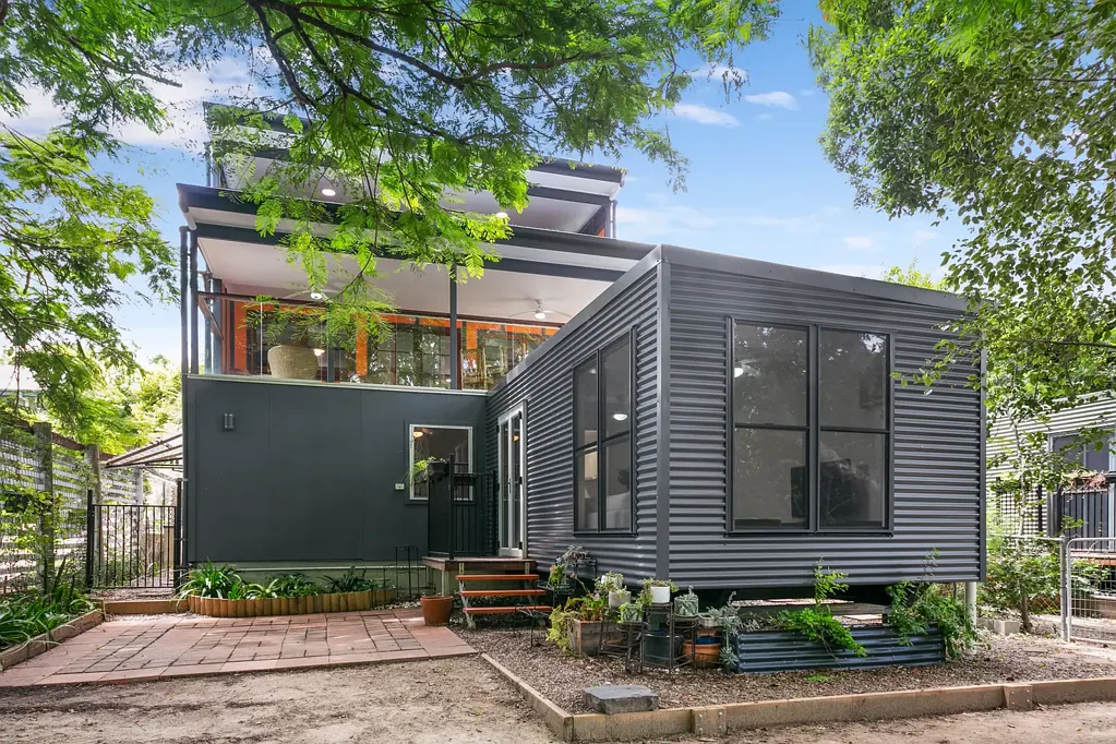 Bardon 7Kwarto Effortless Inner-West Living in a Leafy Bardon Setting