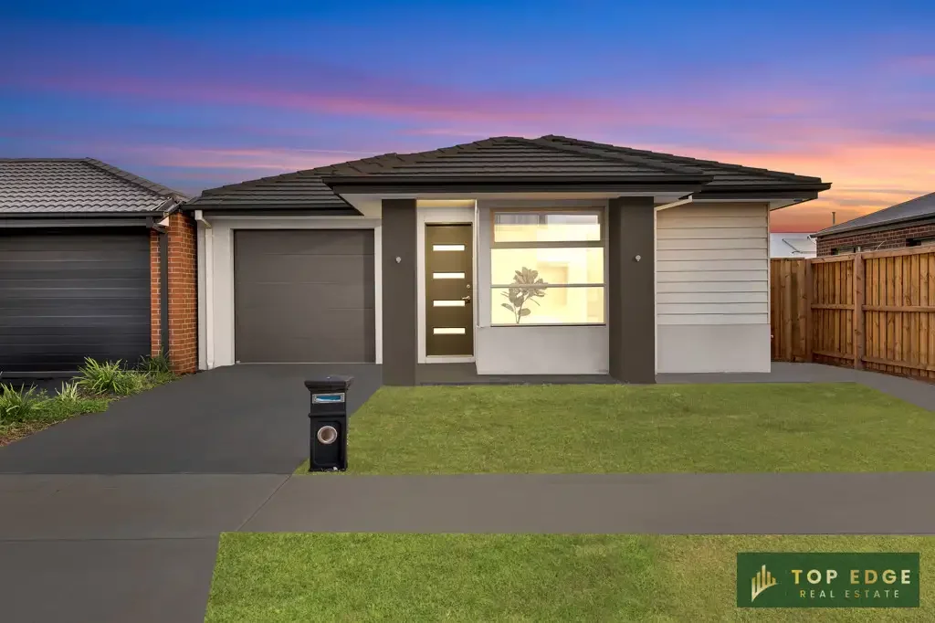 !! Location, Lifestyle & Light - A Home That Has It All !!