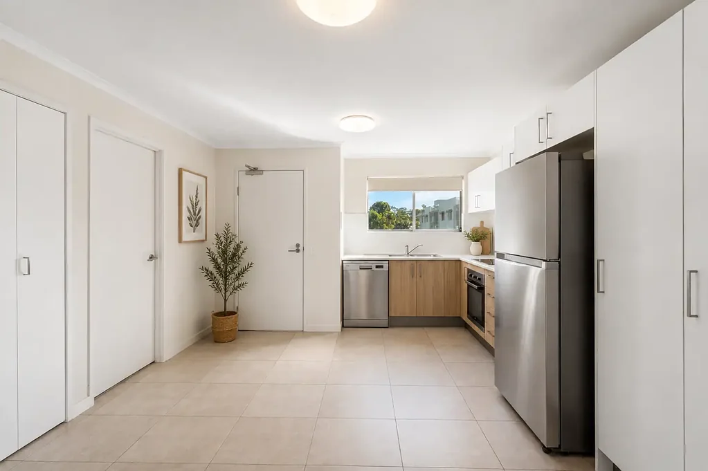 Deception Bay 2कमरा Modern Coastal Living Just Moments from the Waterfront