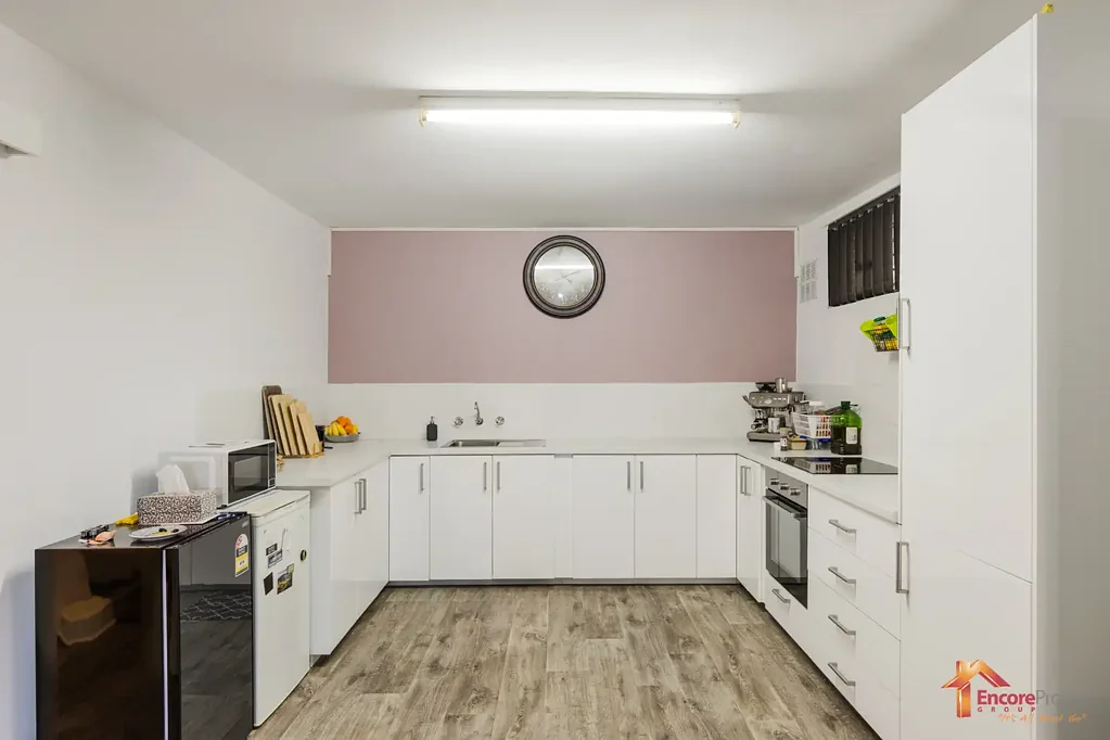 26/2 Pengilly Road, Orelia, WA 6167