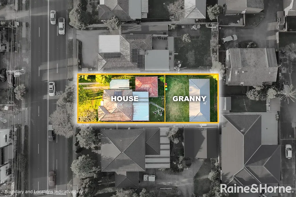 102 & 102a Canterbury Road, Glenfield, NSW 2167