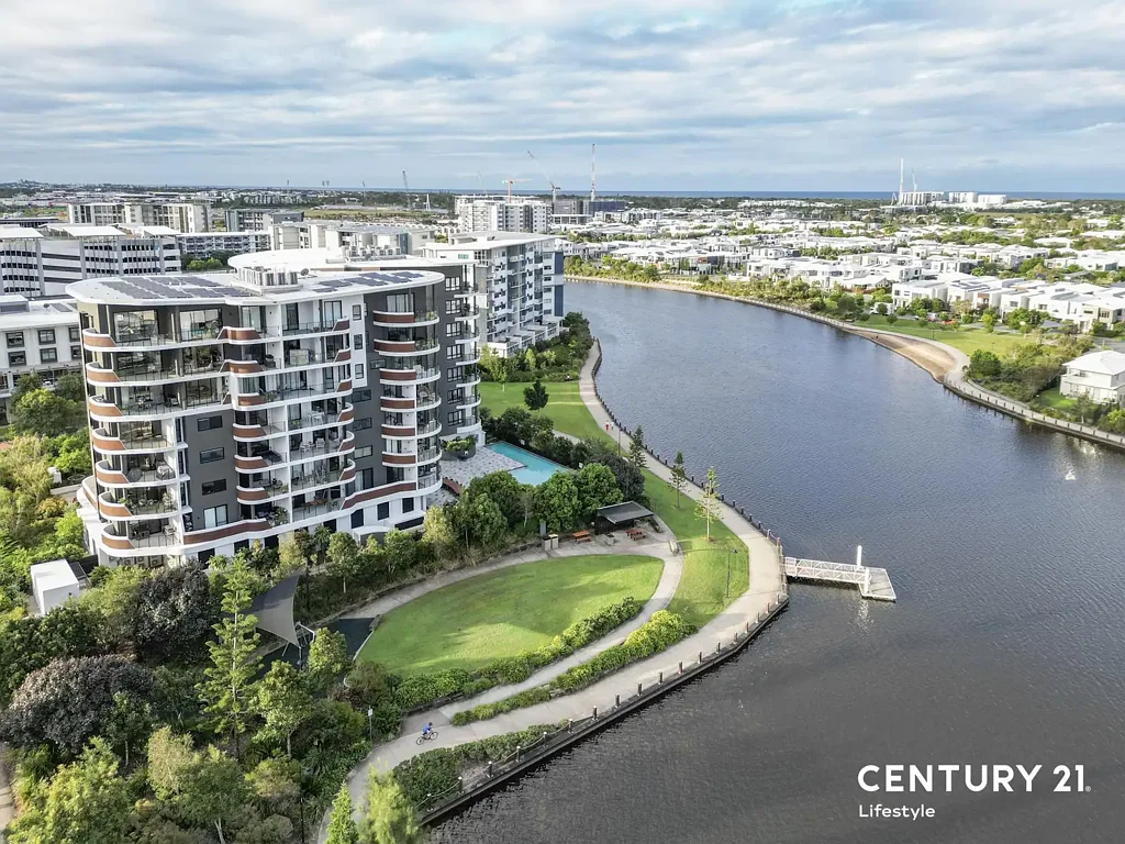 Unit 2502 'Revive Oceanside' 2 Bright Place, Birtinya, QLD 4575