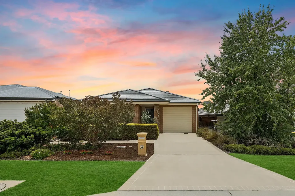 112 Greg Urwin Circuit, Casey, ACT 2913