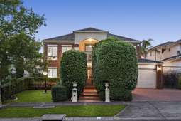 24 Blackman Crescent, Taylors Lakes
