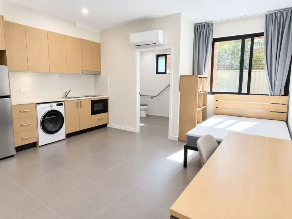 Nearly-New Premier Furnished Studios in Heart of Epping (Deposit Taken)