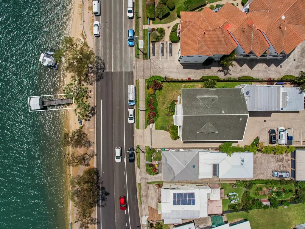 2/205 Bradman Avenue, Maroochydore, QLD 4558