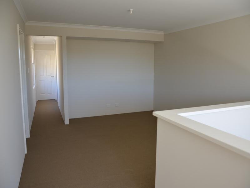 14 DEVONSHIRE TURN, ROCKINGHAM WA 6168, 0房, 0浴, Townhouse