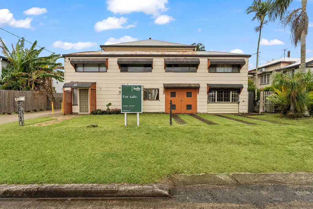 Maryborough 4Phòng ngủ Spacious Character Home with Exceptional Potential and Dual Occupancy Options