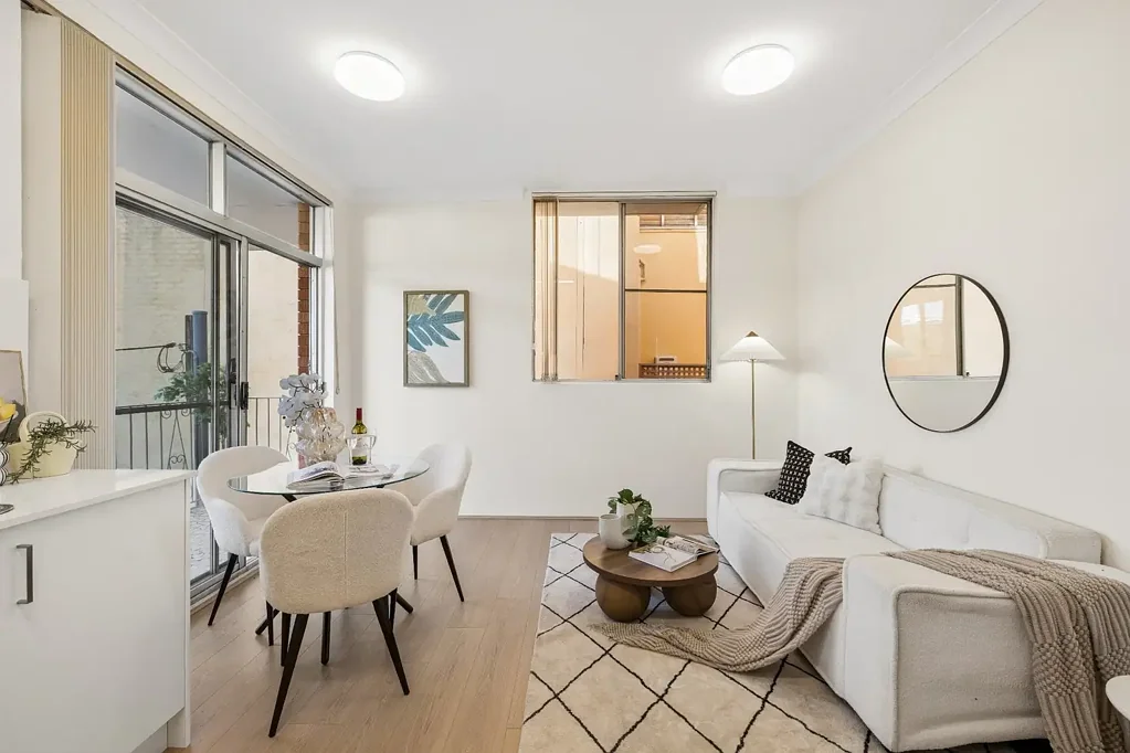 Forest Lodge 2房  Contemporary Inner-City Living in a Prime Forest Lodge Setting