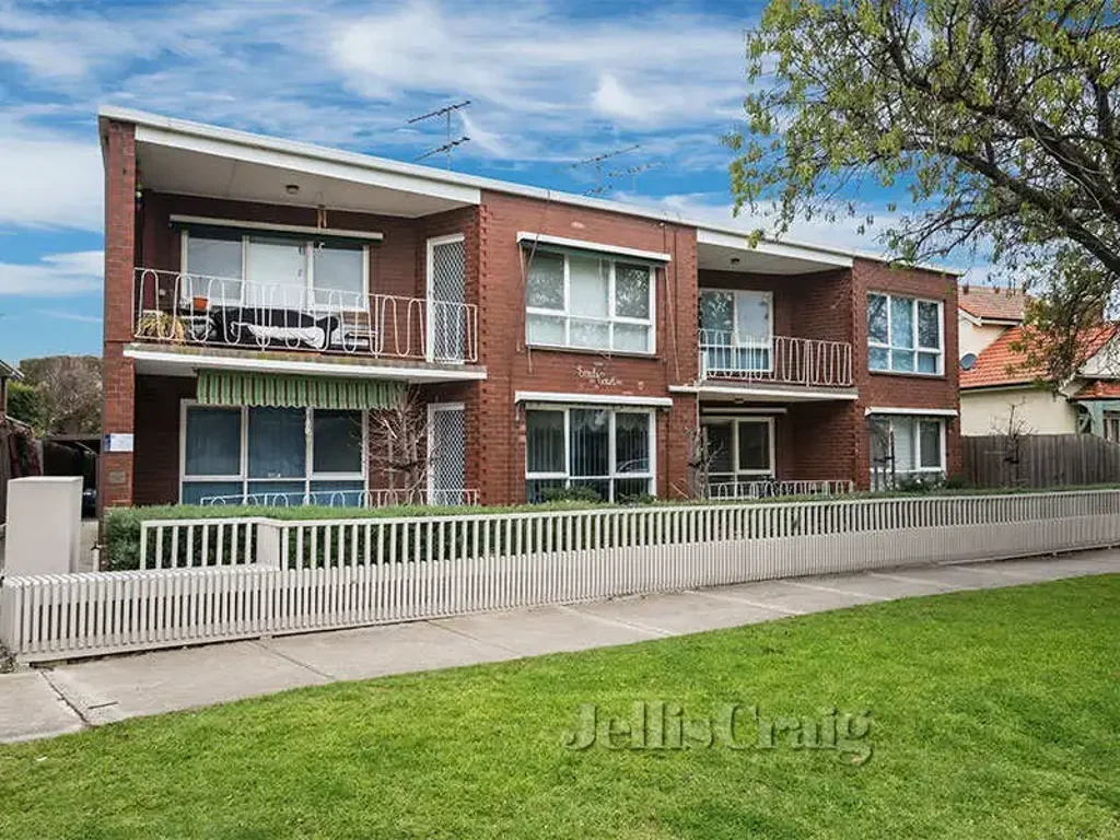 Two Bedroom, One Bathroom, One Car Space