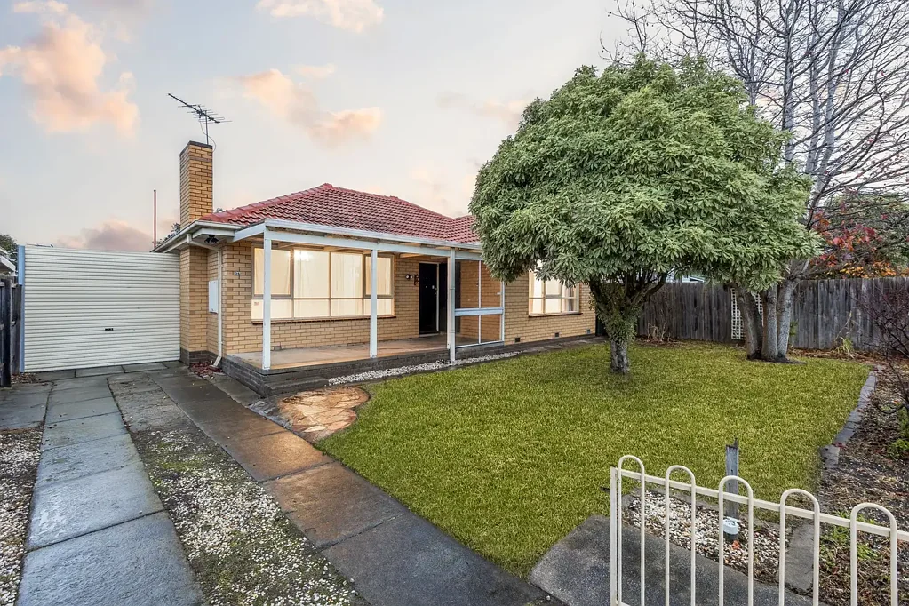Newcomb 3房  Comfortable Living Today, with Endless Potential