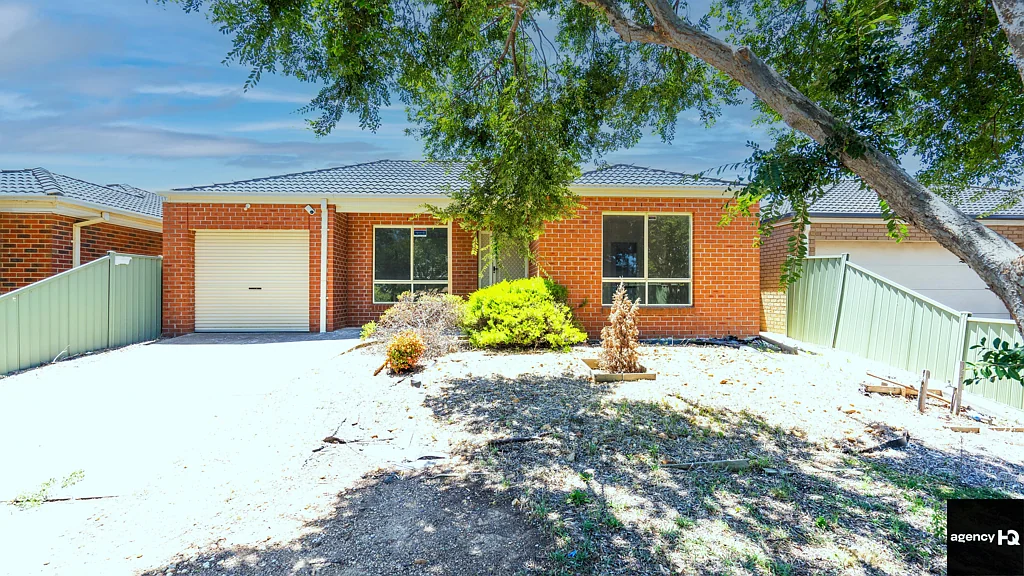 Executive Living in Wyndham Vale