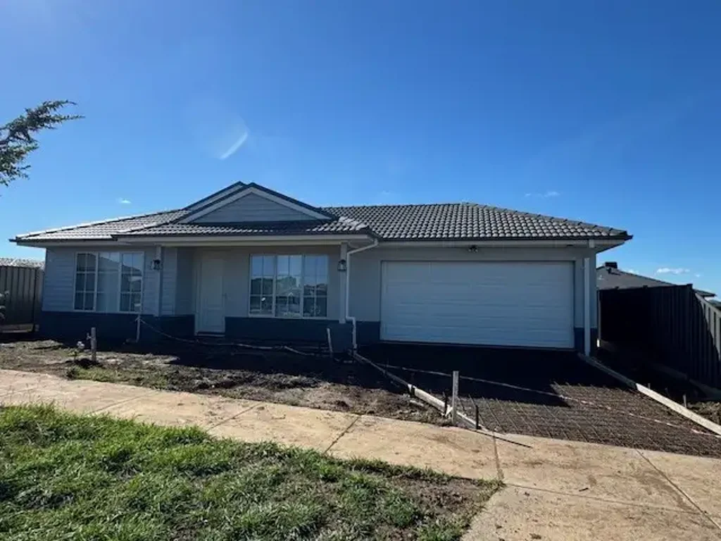 Kilmore 4房  Brand New Hampton-Inspired Home – Near Completion & Ready Soon!