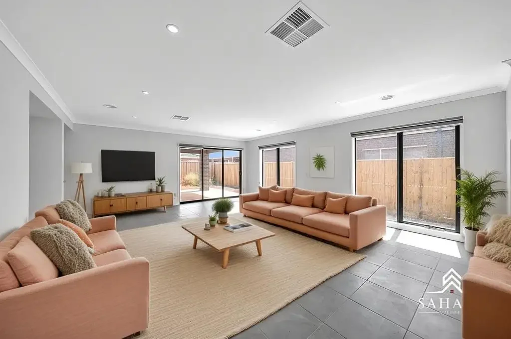 A Place To Call Home In Thornhill Park