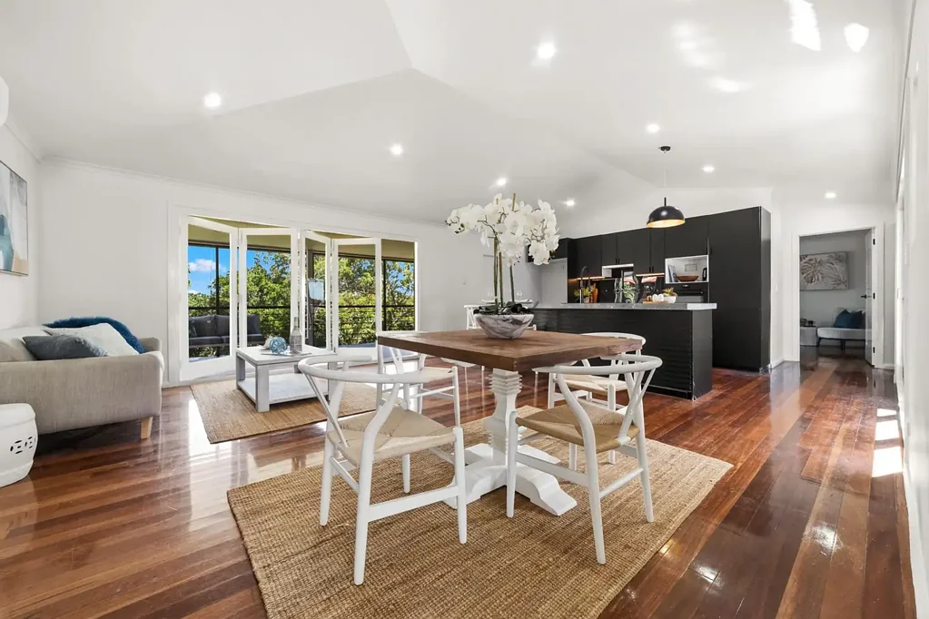 18 Curlew Crescent, Eagleby, QLD 4207