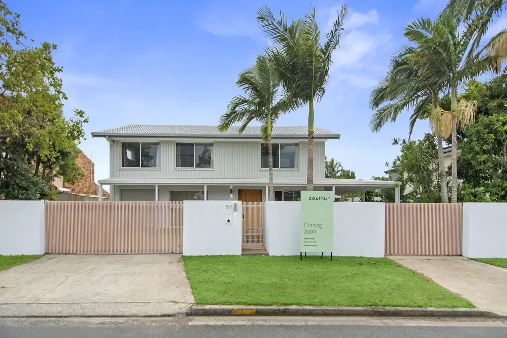 Stunning North-Facing Waterfront Home with Direct Broadwater Access