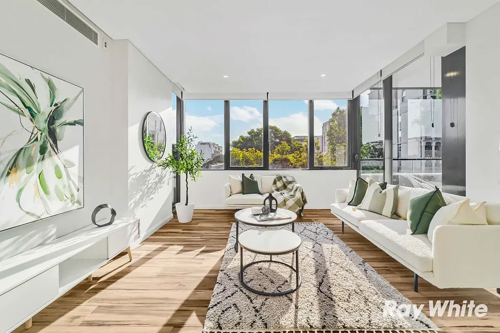 Rosebery 3 Bedroom NW Facing Modern Three-Bedroom Apartment in the Heart of Rosebery