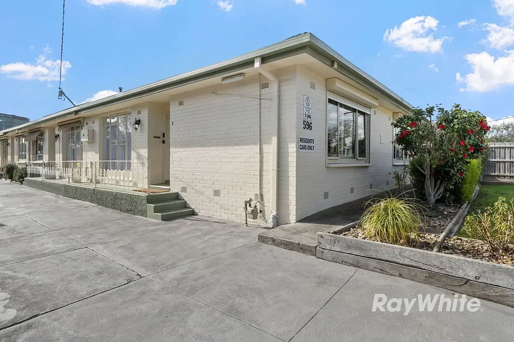 1/596 Neerim Road, Hughesdale, VIC 3166
