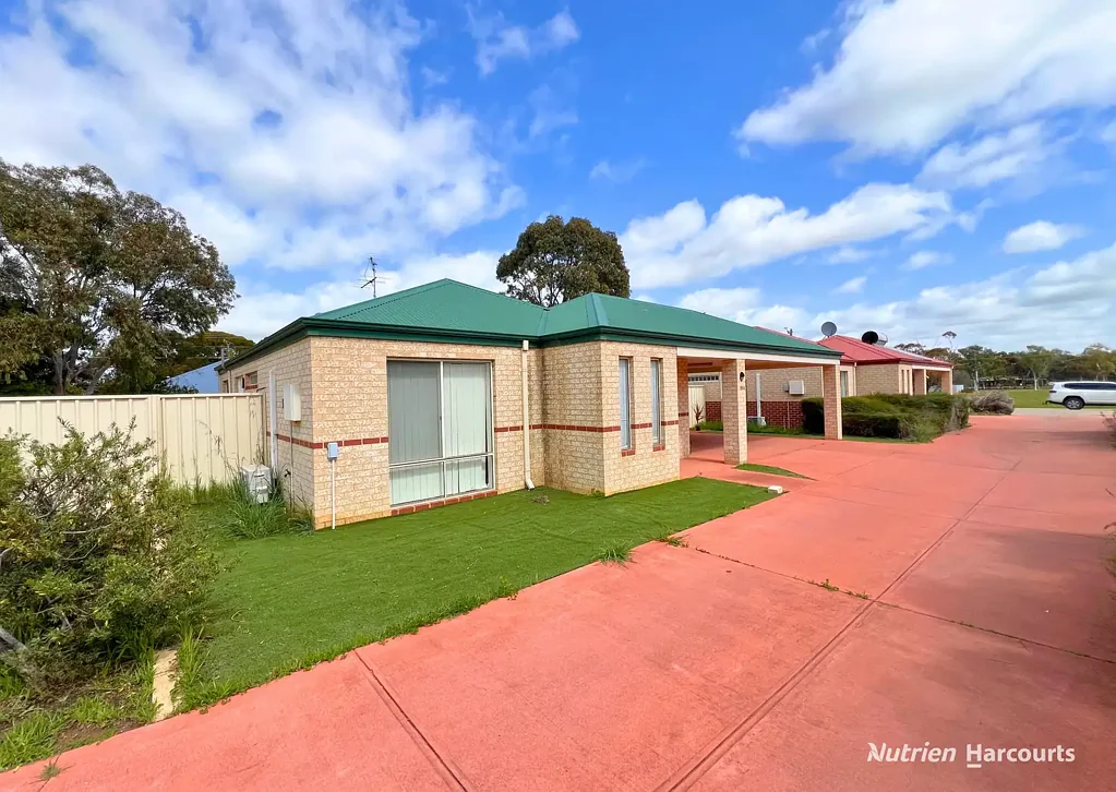 19A Cowan Way, Merredin, WA 6415