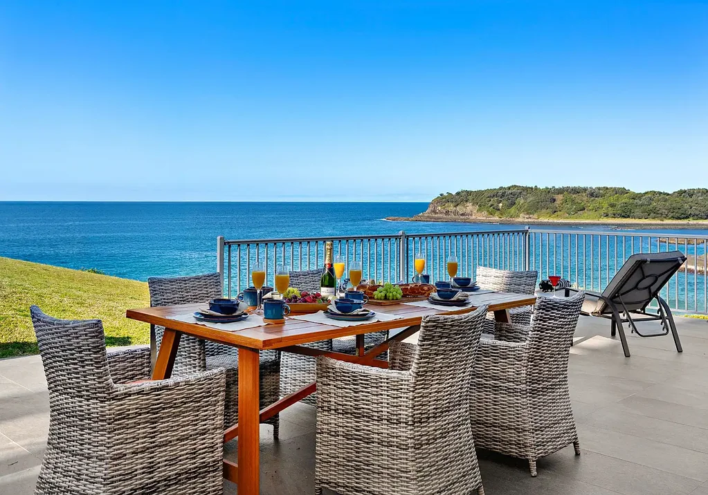 Kiama Downs 5 Bedroom A Rare Coastal Hideaway with Uninterrupted Ocean Views