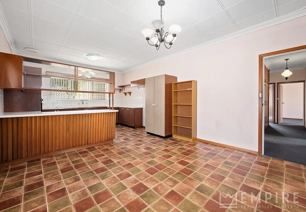 Plenty of Space to Live, Work & Play