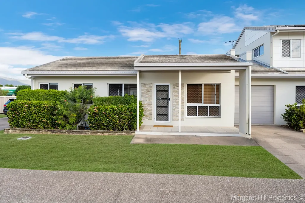 Kirwan 2 Bedroom LOW-MAINTENANCE LIVING WITH A PRIVATE YARD