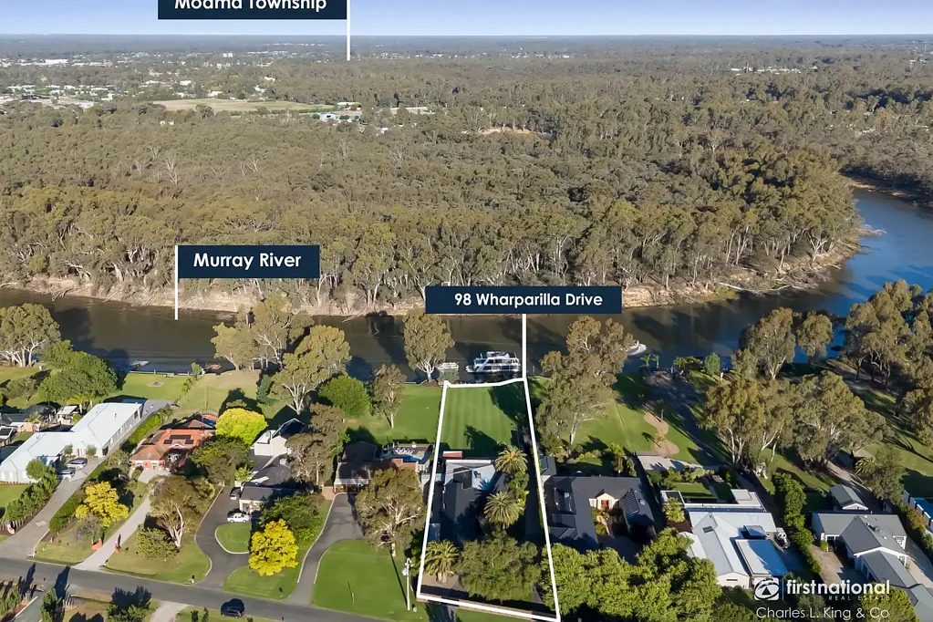 Echuca 5ห้องนอน Resort-Style Murray River Luxury