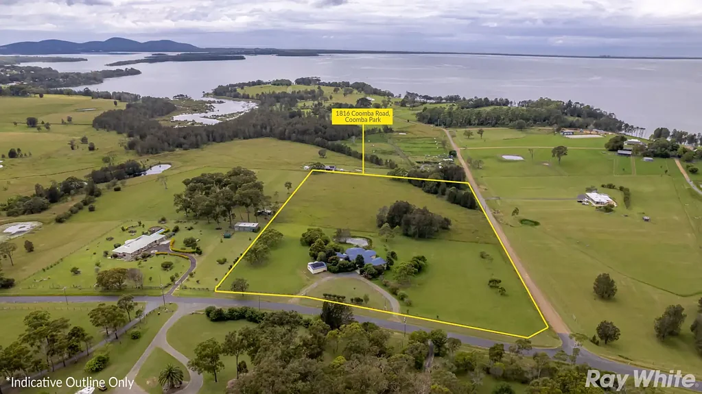 Coomba Park 4कमरा Grand Country Retreat on 10.4 Acres - Tranquil Living Awaits