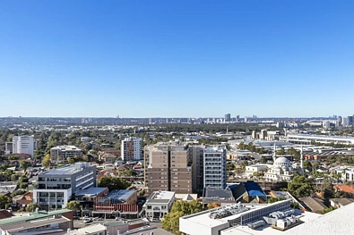 Auburn 2Zimmer Contemporary living, superb views, ultimate convenience