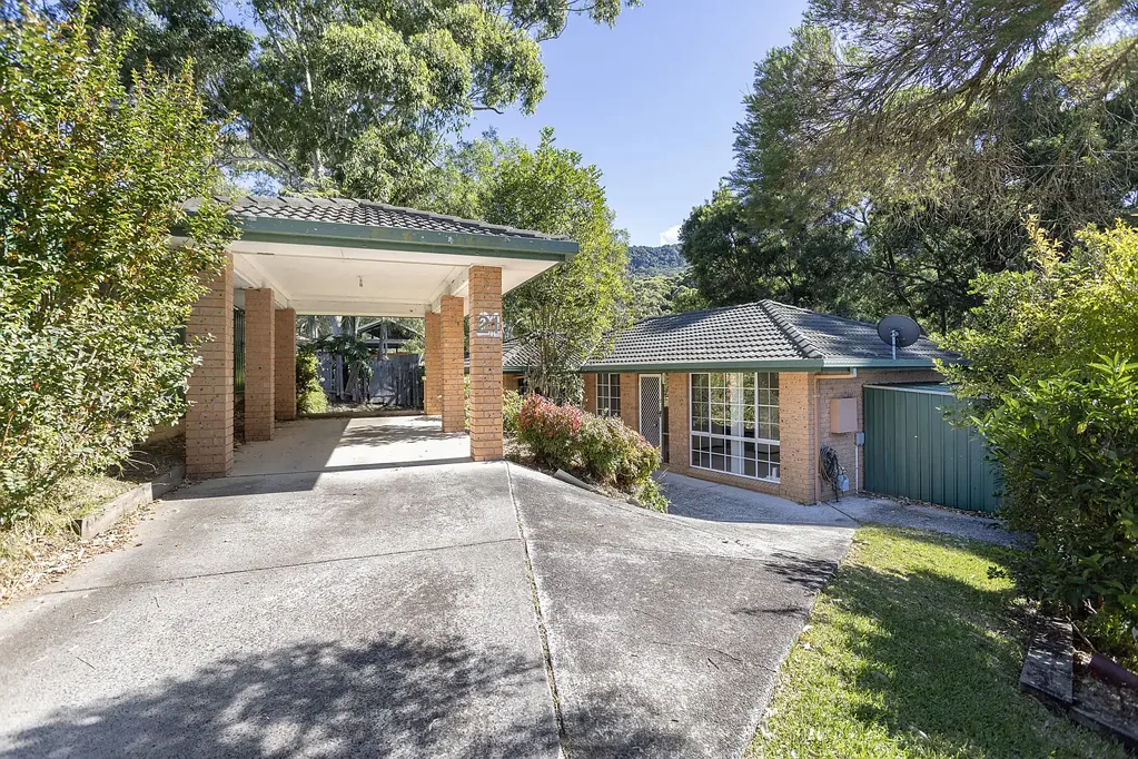 Balgownie 4 Slaapkamer Secluded Living in a Tranquil Cul-de-Sac.