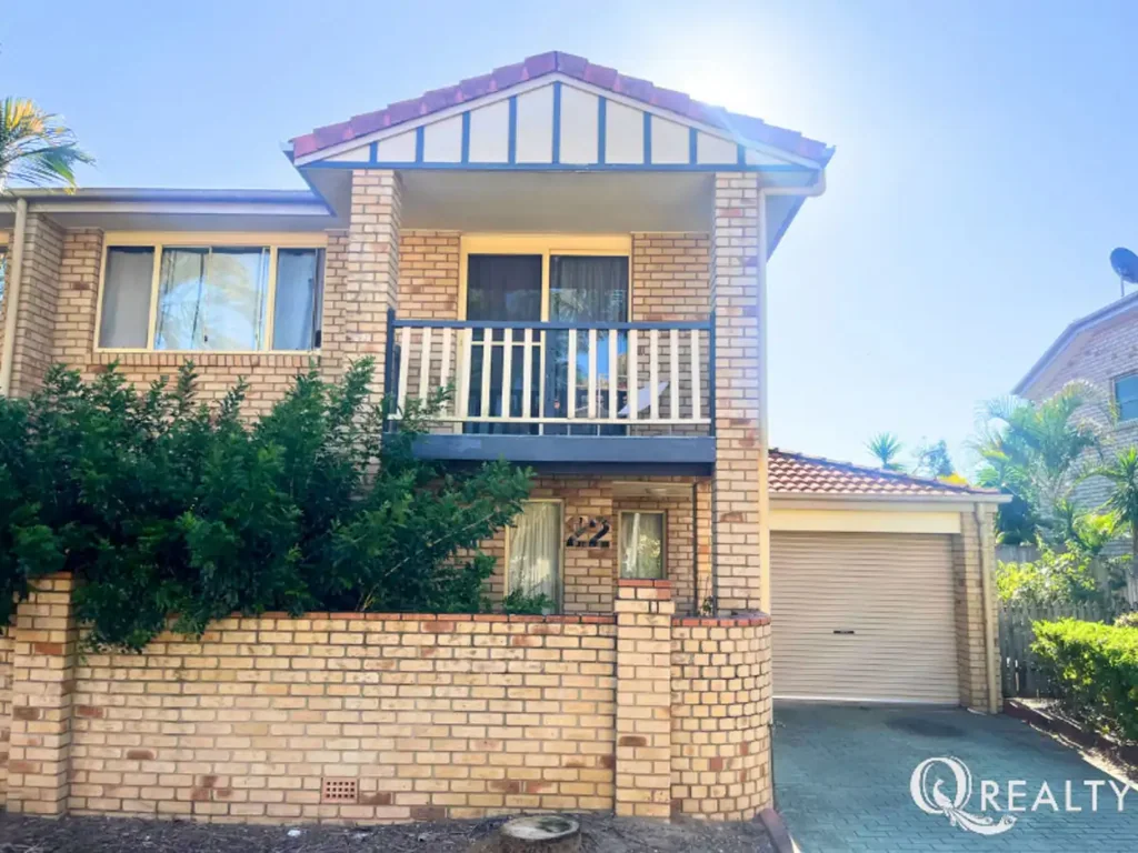 Parkinson 3房 门禁社区安全 130路公交便捷 健身泳池桑拿温泉 低维护联排别墅 周边配套齐全 Walk to Drakes and 130 Bus Stop