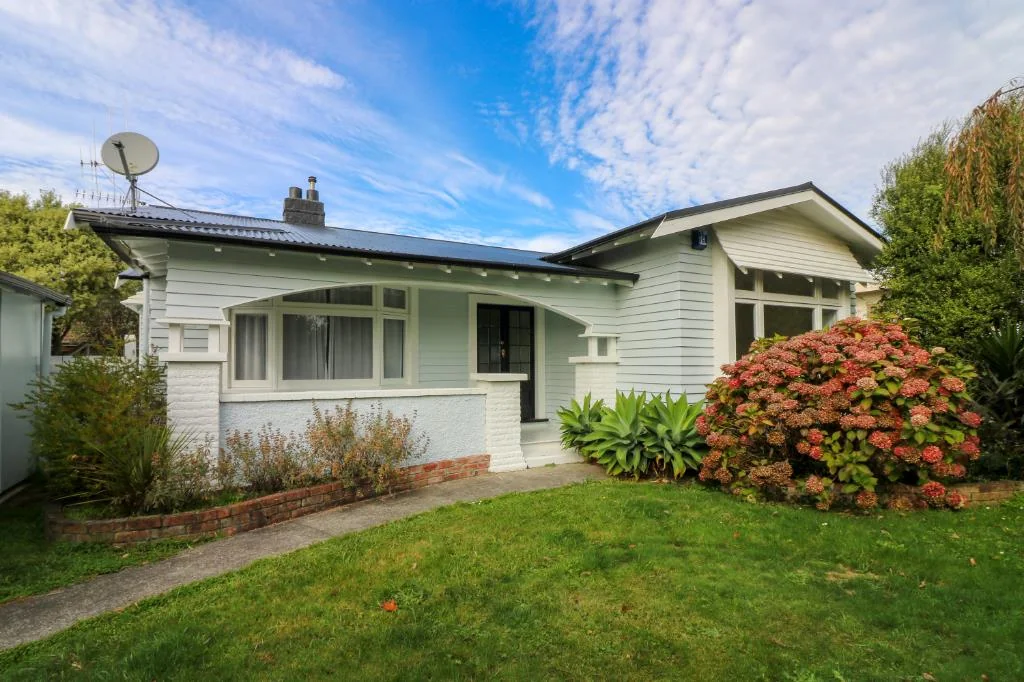 3 Bedrooms - Walking distance to Hospital