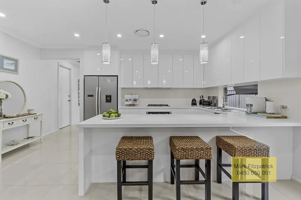 Spring Farm 4 Bedroom Modern 4 Bedroom 2 Bathroom 2 Car Home
