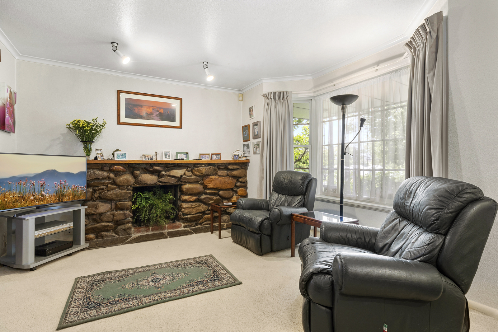 20 HAYFIELD RD, MOUNT WAVERLEY VIC 3149, 0 Bedrooms, 0 Bathrooms, House