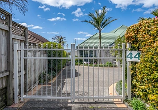 44 Cook Street, Howick, Manukau City