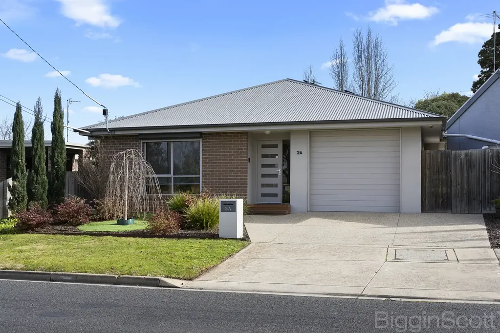 Alfredton 3房  Neat as a Pin Quality Alfredton Home