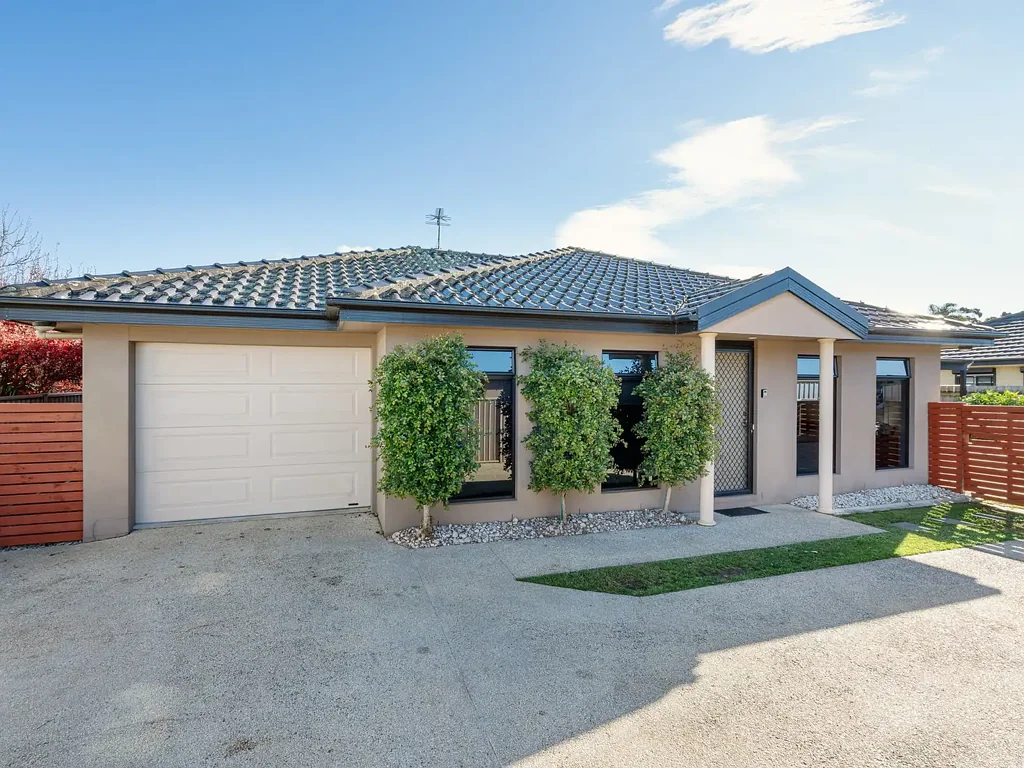 Unit 2/90 Lovett Street, Devonport, TAS 7310