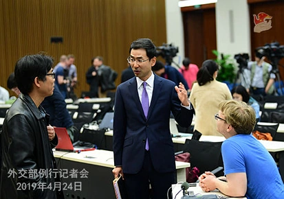 英5G移动网络建设禁止使用华为核心部件 中方回应