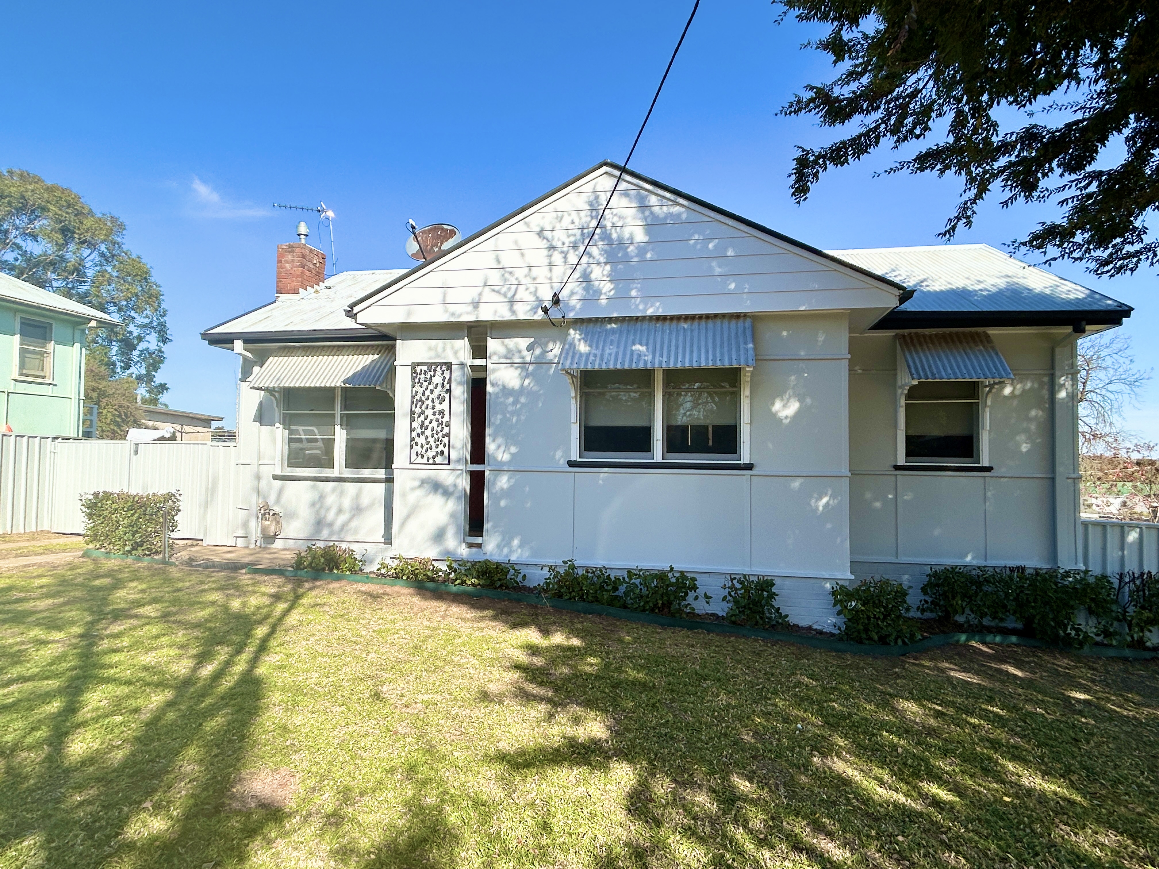 13 LILLIAN ST, JUNEE NSW 2663, 0 રૂમ, 0 બાથરૂમ, House