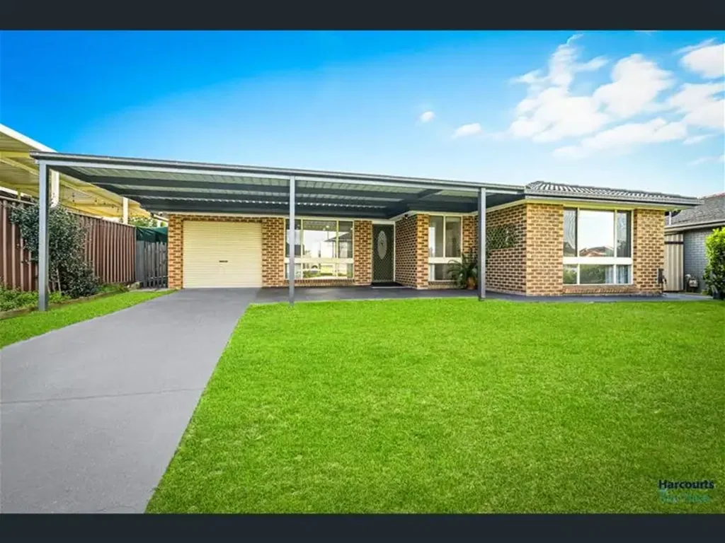 3 Bedrooms House for Rent