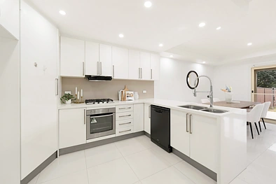 234 Marco Avenue, Panania, NSW 2213, 5 slaapkamers, 3 badkamers, Apartment