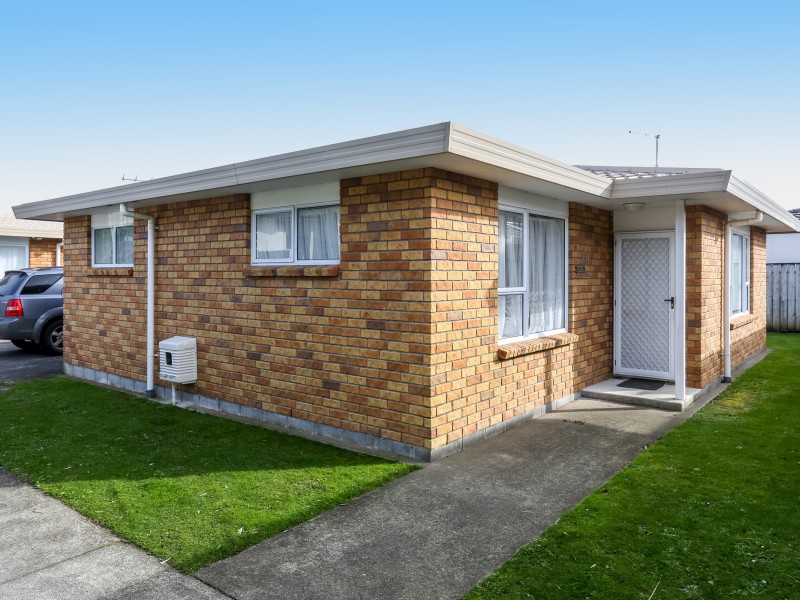 2/4 Normanby Street, Fitzroy, New Plymouth, 2 कमरे, 0 बाथरूम