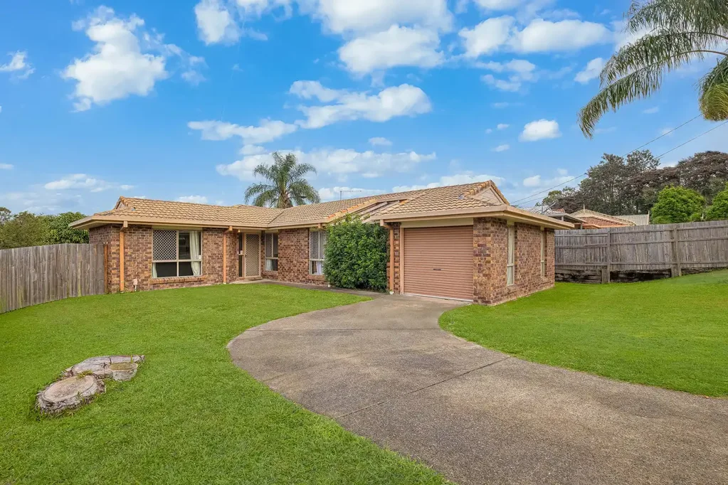 Boronia Heights 3房 Boronia Heights中心 三卧两浴 全围栏庭院 邻近公园学校 社区友好氛围 Investment Property With Room For A Granny Flat