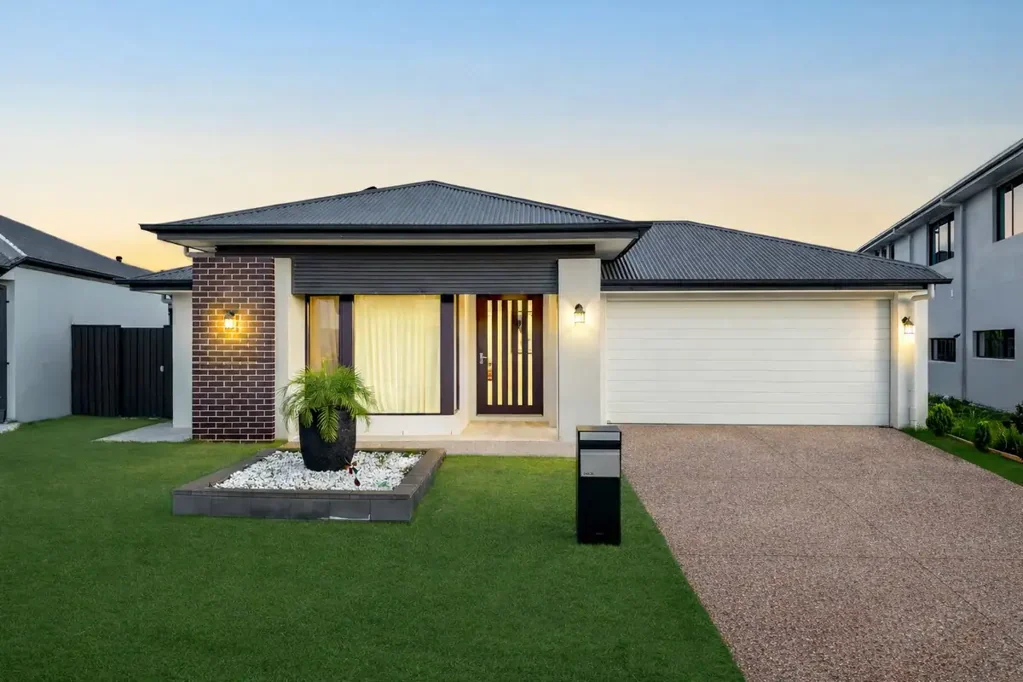 Helensvale 4Kwarto Negotiations in place