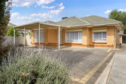 16A McIntosh Crescent, Brahma Lodge