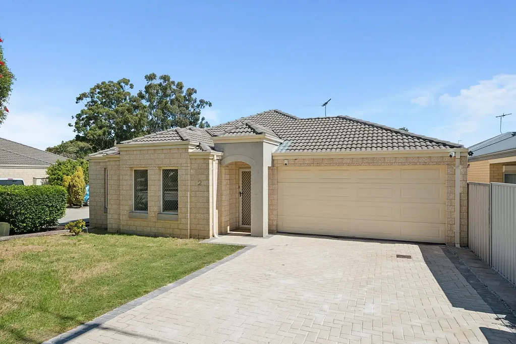 2/36 Fifth Road, Armadale, WA 6112