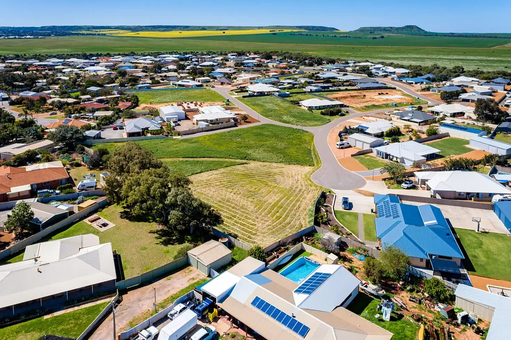 12 Macranda Place, Woorree, WA 6530