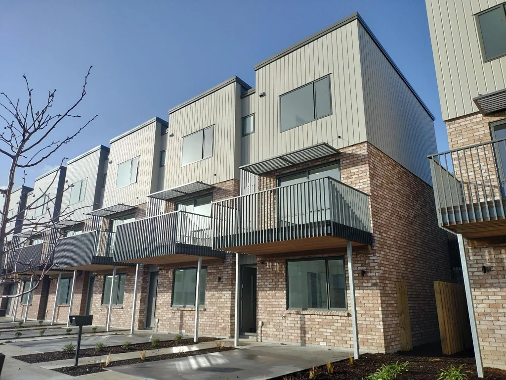 3 bedroom townhouse in Mount Wellington
